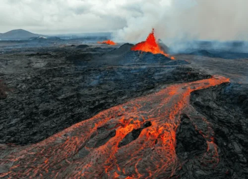 How to Hike and Trek around the Mysterious Iceland Volcanoes?