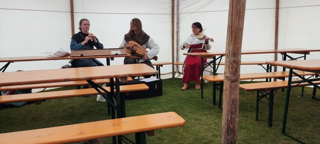 The group Frænde in one of their many performances at the Hafnarfjörður viking festival.