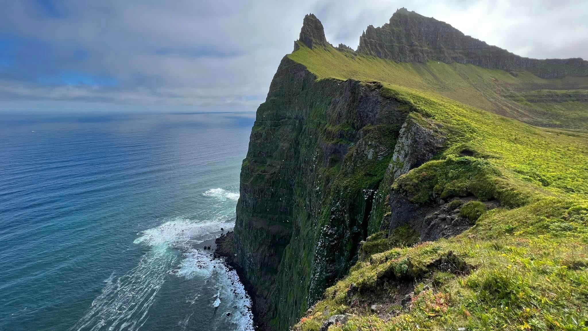 Hornstrandir trek in nature reserve